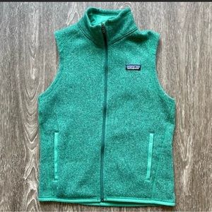 Patagonia better sweater green vest. Women’s Small 
Perfect for st pattys day!